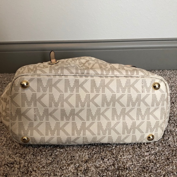 MK TOTE BAG - Picture 2 of 3